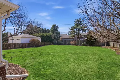 Exterior - 59 Hall, Grosse Pointe Farms, MI 48236 photo 3 of 4