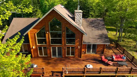 28278 E Fence Lk, Michigamme, MI 49861