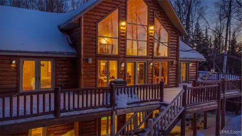 28278 E Fence Lk, Michigamme, MI 49861