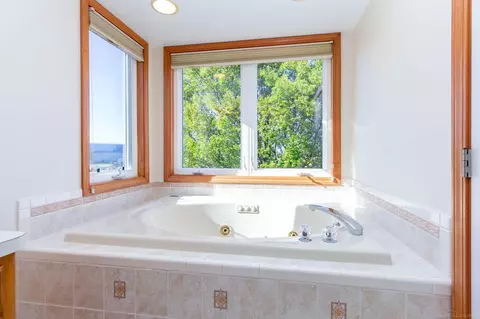 Bath - 10438 St John, Algonac, MI 48001 photo 3 of 7