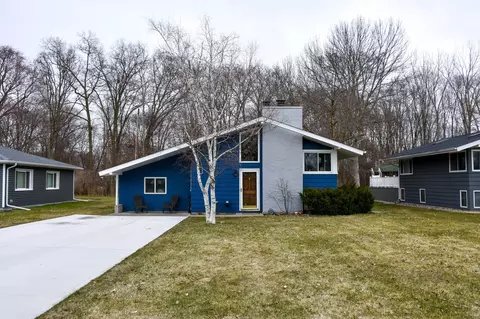 643 Roseland, Bay City, MI 48706