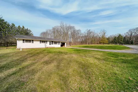 Exterior - 1616 Mitchell, Adrian, MI 49221 photo 2 of 11
