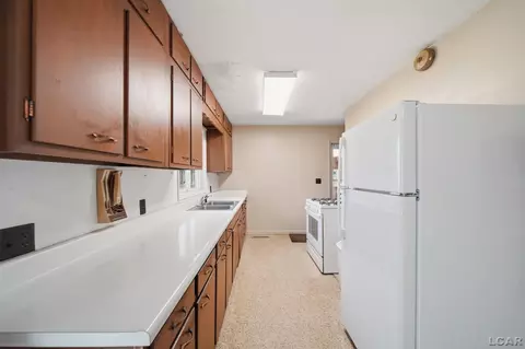 Kitchen - 1616 Mitchell, Adrian, MI 49221 photo 1 of 2