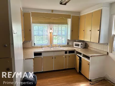 Kitchen - 626 E 2nd, Flint, MI 48503 photo 1 of 3