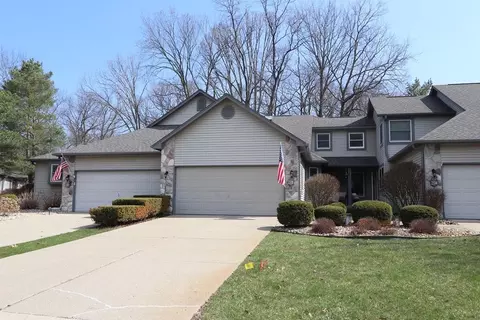 2338 Golden Pond, Fenton, MI 48430