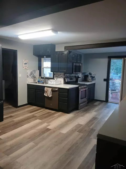 326 Burroughs, Flint, MI 48507 photo 5