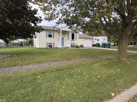 3157 Coventry, Bay City, MI 48706