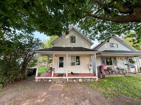 404 E Iron, Bessemer, MI 49911