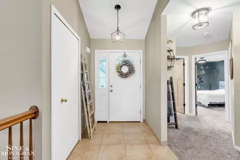Entry Way - 354 Pheasant, Capac, MI 48014 photo 1 of 4