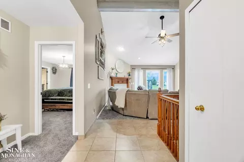Entry Way - 354 Pheasant, Capac, MI 48014 photo 2 of 4