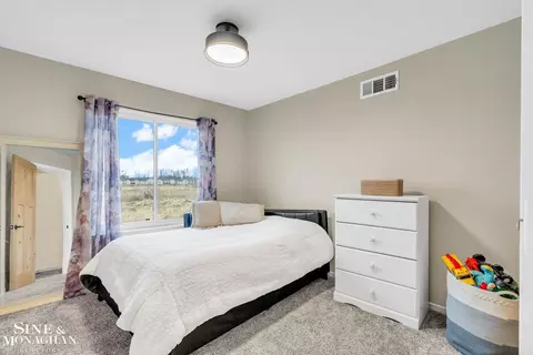 Bedroom - 354 Pheasant, Capac, MI 48014 photo 3 of 7
