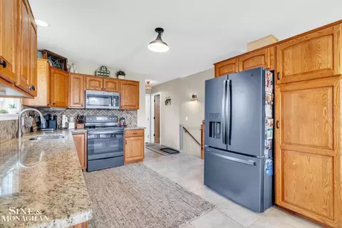 Kitchen - 354 Pheasant, Capac, MI 48014 photo 4 of 7