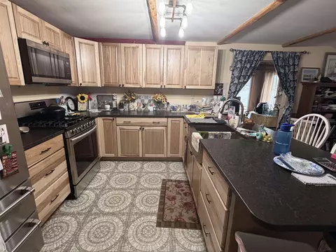 Kitchen - 6567 Swallow, Harrison, MI 48625 photo 2 of 5