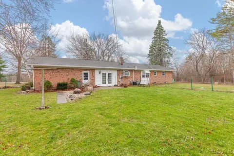 Exterior - 2798 E Munger, Tecumseh, MI 49286 photo 2 of 3