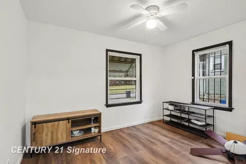Entry Way - 506 Green, Flint, MI 48503 photo 1 of 1
