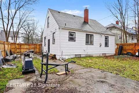 Exterior - 506 Green, Flint, MI 48503 photo 5 of 5