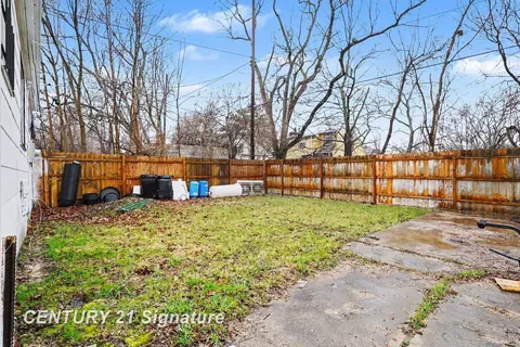 Exterior - 506 Green, Flint, MI 48503 photo 4 of 5