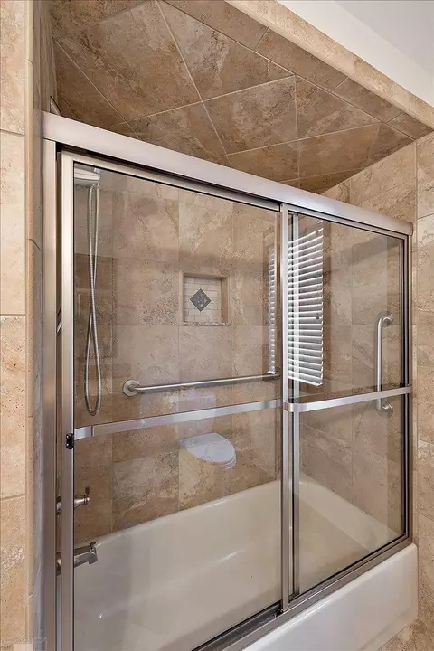 Bath - 49312 Walnut Crk, Macomb, MI 48044 photo 6 of 6