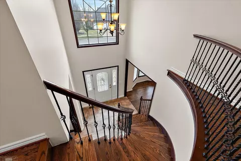 Entry Way - 49312 Walnut Crk, Macomb, MI 48044 photo 6 of 6