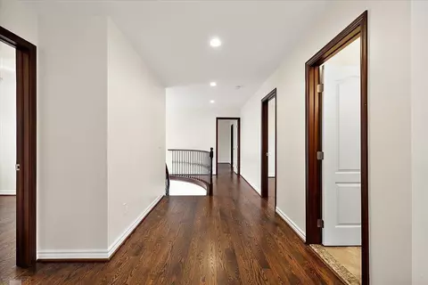 Entry Way - 49312 Walnut Crk, Macomb, MI 48044 photo 4 of 6