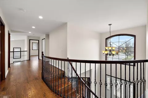Entry Way - 49312 Walnut Crk, Macomb, MI 48044 photo 5 of 6