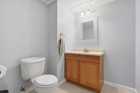 Bath - 49575 Willowood, Macomb, MI 48044 photo 4 of 4