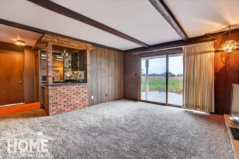 Living - 4141 Copas, Owosso, MI 48867 photo 4 of 4