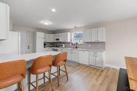 Kitchen - 3160 Crabtree, Tecumseh, MI 49286 photo 6 of 6