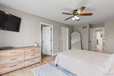 Bedroom - 3160 Crabtree, Tecumseh, MI 49286 photo 2 of 5