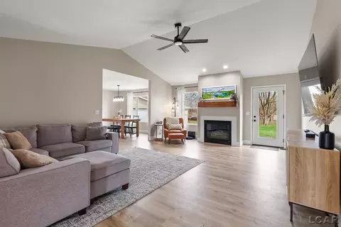 Living - 3160 Crabtree, Tecumseh, MI 49286 photo 1 of 2