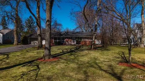 1270 E Oregon, Adrian, MI 49221