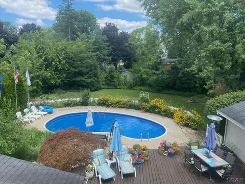 Exterior - 1270 E Oregon, Adrian, MI 49221 photo 3 of 17