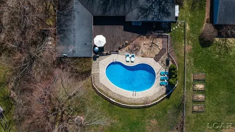 Exterior - 1270 E Oregon, Adrian, MI 49221 photo 9 of 17