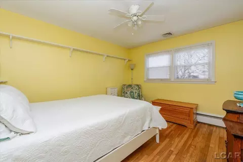 Bedroom - 1270 E Oregon, Adrian, MI 49221 photo 3 of 7
