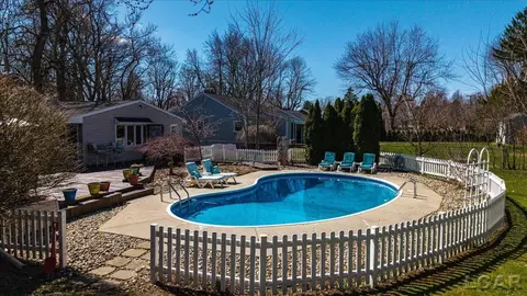 Exterior - 1270 E Oregon, Adrian, MI 49221 photo 5 of 17