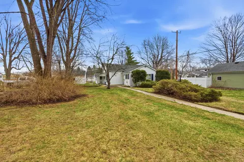 35960 Monroe, Richmond, MI 48062