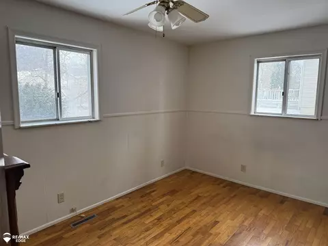 619 Monroe, Mount Morris, MI 48458 photo 5