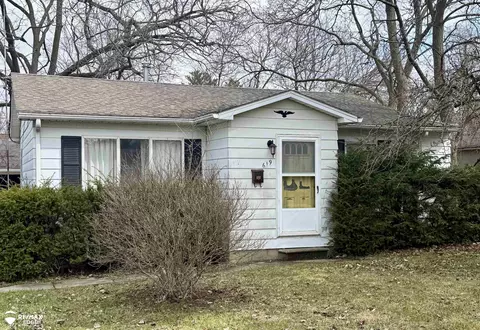 619 Monroe, Mount Morris, MI 48458