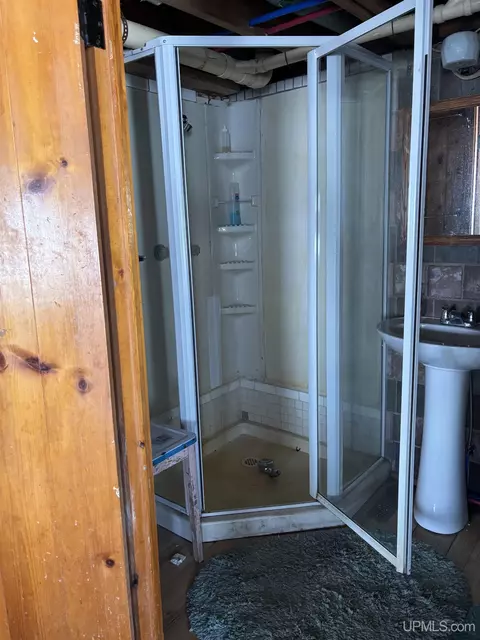 Bath - 18919 W Needle Pointe, Germfask, MI 49836 photo 3 of 3