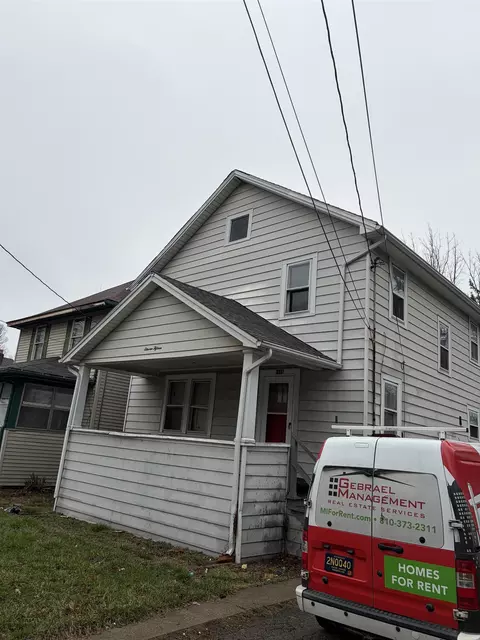 1115 Porter, Lansing, MI 48906
