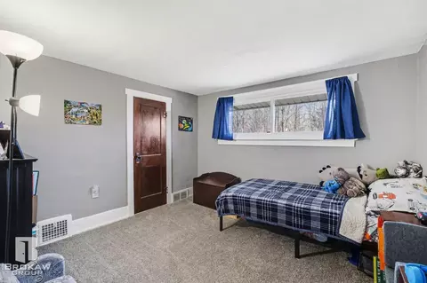 Bedroom - 6063 N State, Davison, MI 48423 photo 2 of 2