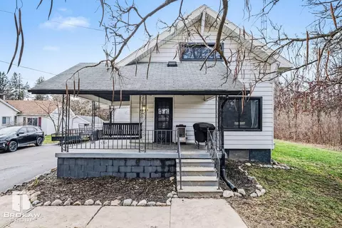 6063 N State, Davison, MI 48423