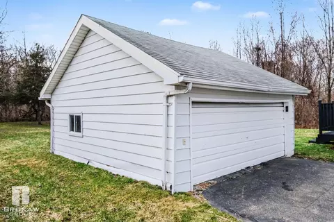 Exterior - 6063 N State, Davison, MI 48423 photo 4 of 5