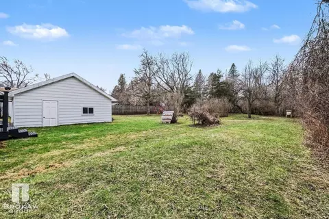 Exterior - 6063 N State, Davison, MI 48423 photo 5 of 5