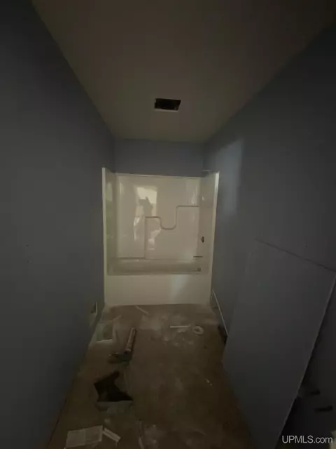 Entry Way - 400 S S Lk, Ishpeming, MI 49849 photo 1 of 2