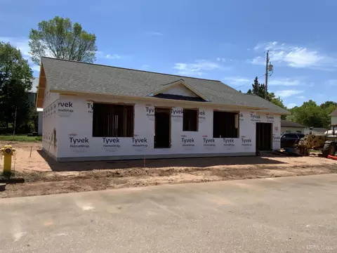 400 S S Lk, Ishpeming, MI 49849