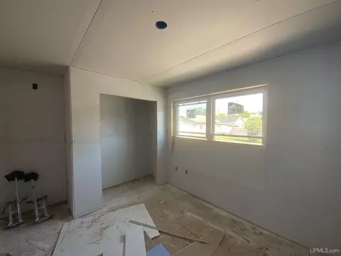 Bedroom - 400 S S Lk, Ishpeming, MI 49849 photo 2 of 3