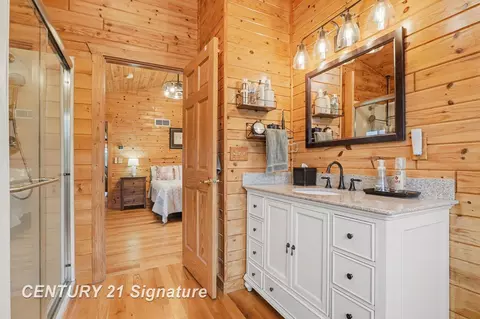 Bath - 3826 Buzzell, Gladwin, MI 48624 photo 1 of 4