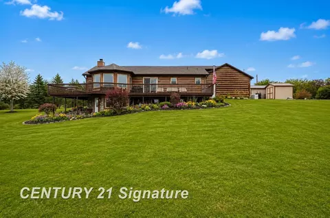 Exterior - 3826 Buzzell, Gladwin, MI 48624 photo 3 of 5