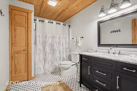 Bath - 3826 Buzzell, Gladwin, MI 48624 photo 4 of 4